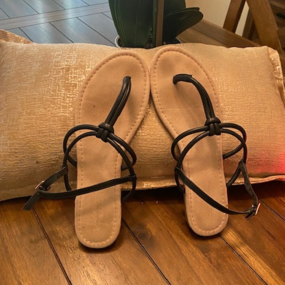 Lauren Conrad Sandals  Size 10 Black